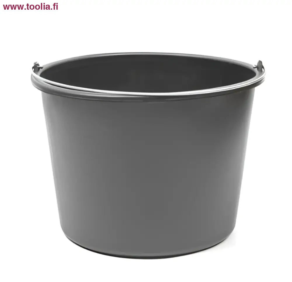 Musta muovinen sanko metallisella kantokahvalla, 20l, korkeus 27cm leveys 38cm