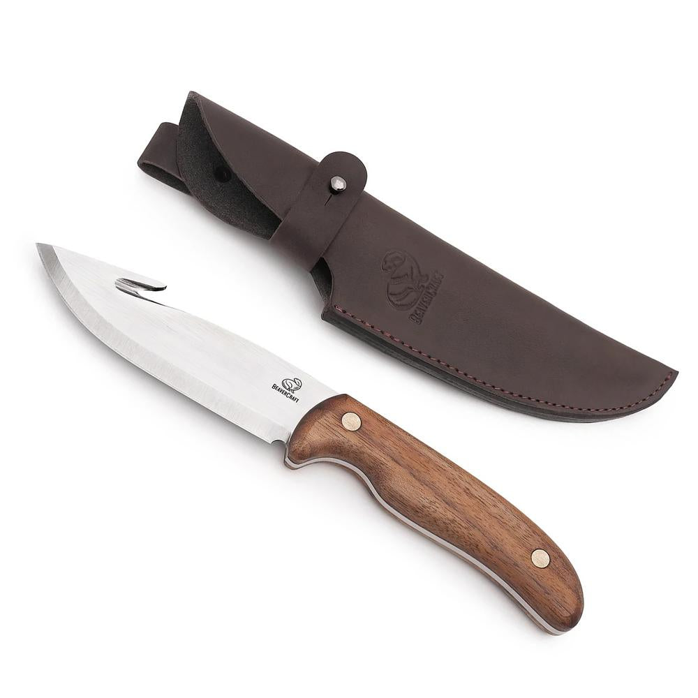 BeaverCraft Kalastuspuukko GTK1  250 mm pähkinäpuu + kotelo|BeaverCraft Kalastuspuukko 250 mm myyntipakkaus|BeaverCraft Kalastuspuukko 250 mm kdäessä|BeaverCraft Kalastuspuukko 250 mm tiedot