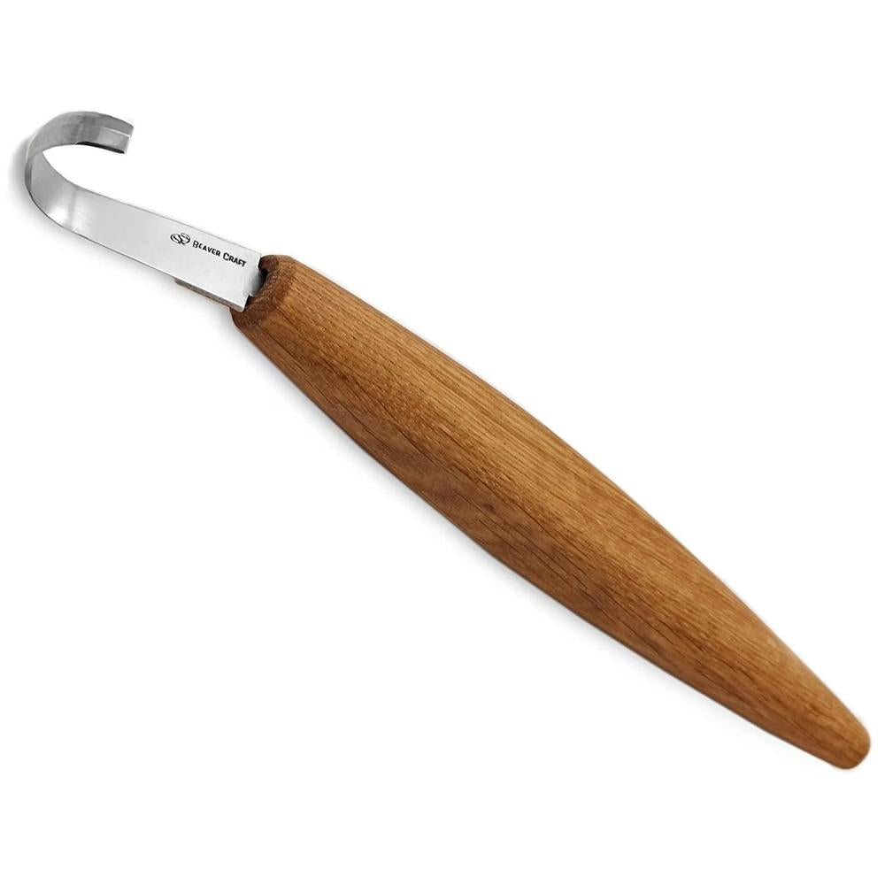 BeaverCraft Koverruspuukko 85 / 255 mm 2-teräinen|BeaverCraft koverrin myyntipakkaus|BeaverCraft koverrin kuksan kaiverrus|BeaverCraft koverrin kuksien vieressä|BeaverCraft koverrin kädessä