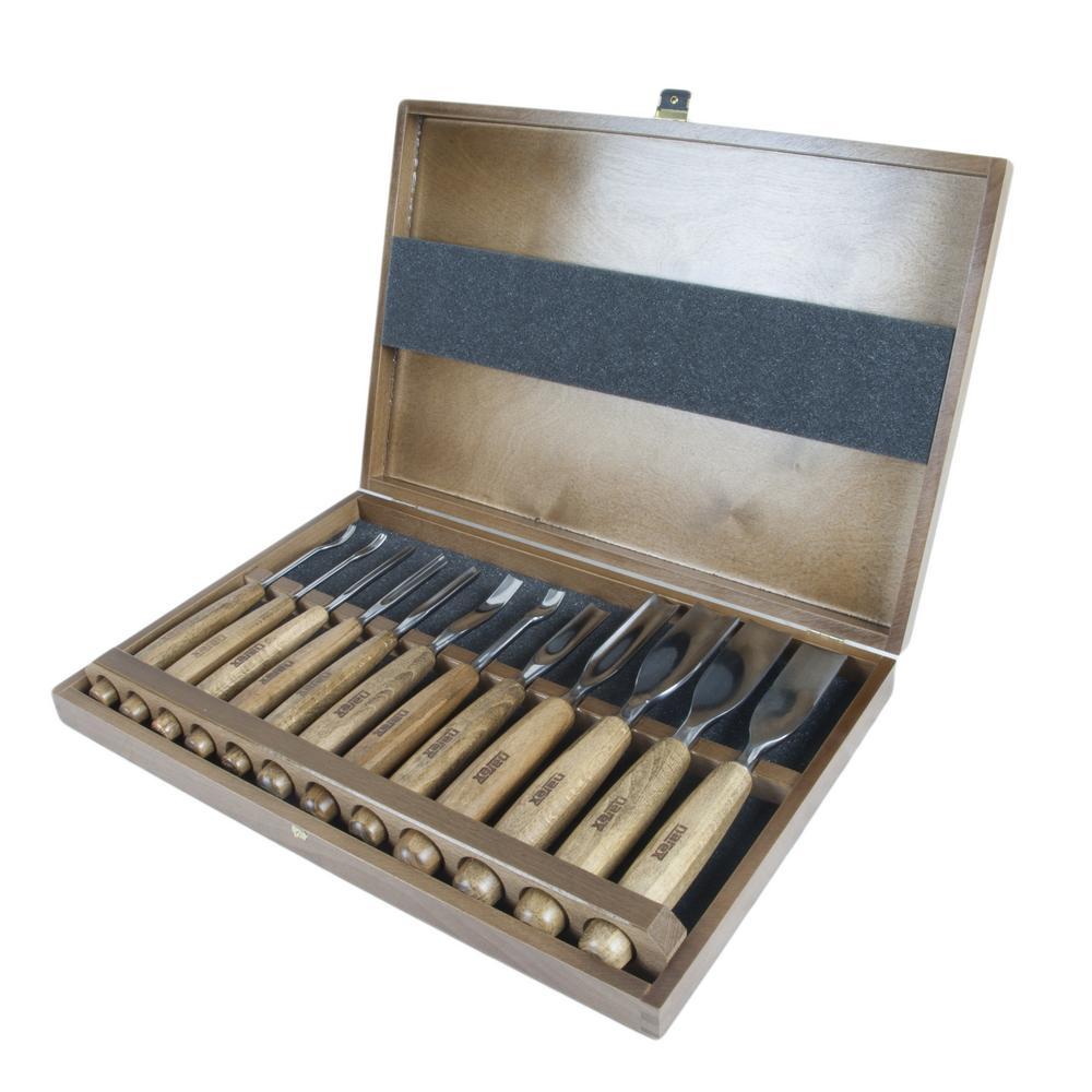 Kaiverrustalttasarja Narex Profi 12-os puulaatikossa||