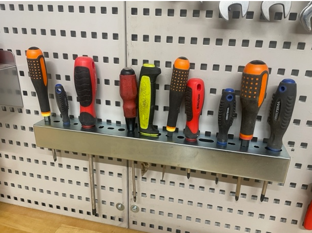 Robota reikälevyseinätarvikkeet — Robota ruuvimeisseliteline SDH reikälevyseinään