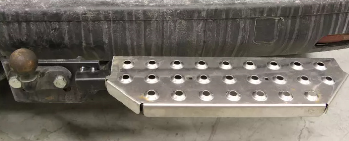 Robota STP-1 pakettiauton RST astinlauta vetokoukkuun