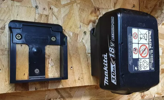 StealthMounts akunpidike Makita 18v LXT 6kpl