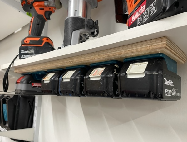 StealthMounts akunpidike Makita 18v LXT 6kpl