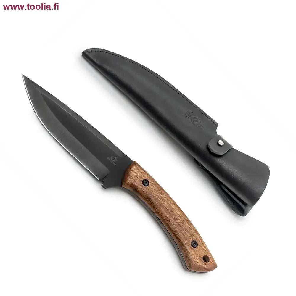 BeaverCraft Metsästyspuukko HGK1 275 mm pähkinäpuu + tuppi|BeaverCraft Metsästyspuukko 275 mm myyntipakkaus|BeaverCraft Metsästyspuukko 275 mm kädessä