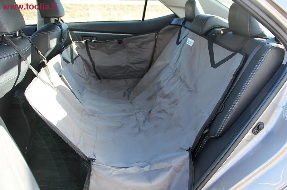 Kurasuoja takapenkille