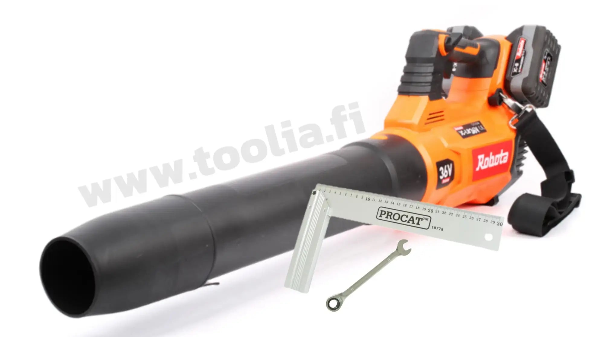 Oranssi ja musta johdoton lehtipuhallin 36 V akulla, sivussa brändätty ’robota’.