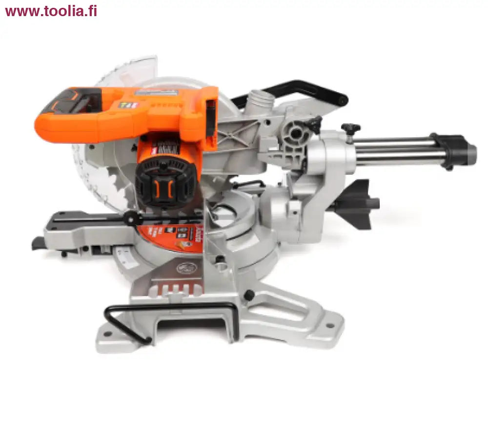 Robota DC-M18V Akkuliukujiirisirkkeli ø 210mm runko