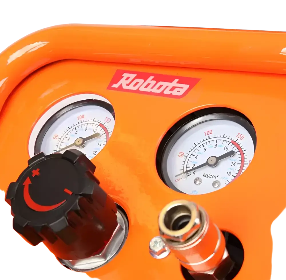 Robota K50S oranssi säiliöllä varustettu 50l kompressori kahdella painemittarilla ja mustalla säätönupilla