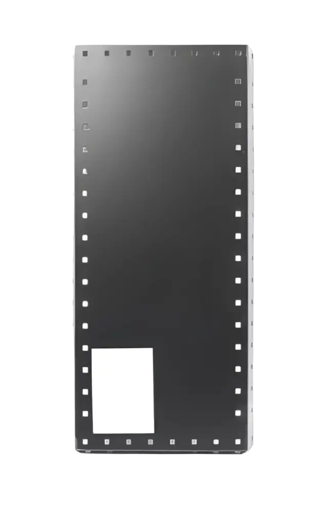 Robota pakettiautohylly vrs-s 700x325mm musta metallilevy valkoisella neliöaukolla ja 38mm välein perforoidut reunat