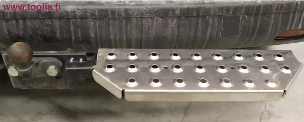 Robota STP-1 pakettiauton RST astinlauta vetokoukkuun