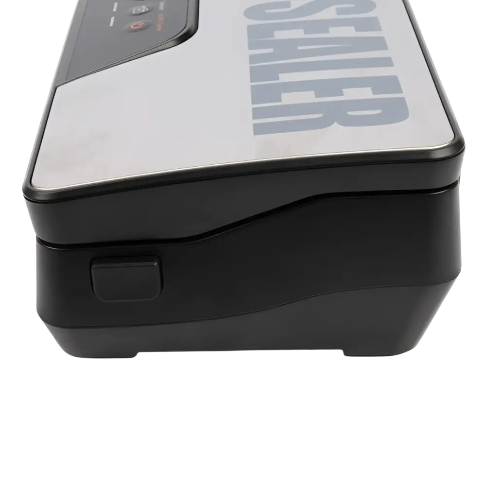 Mustan ja hopean värinen w+s 3500 akkukäyttöinen vakuumikone, laitteen lataaminen onnistuu yhdellä latauksella